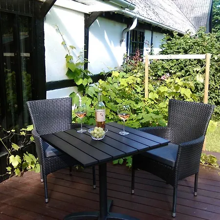 Bed & Breakfast Dastrup 2*