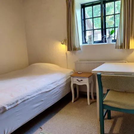 Bed & Breakfast Dastrup 2*