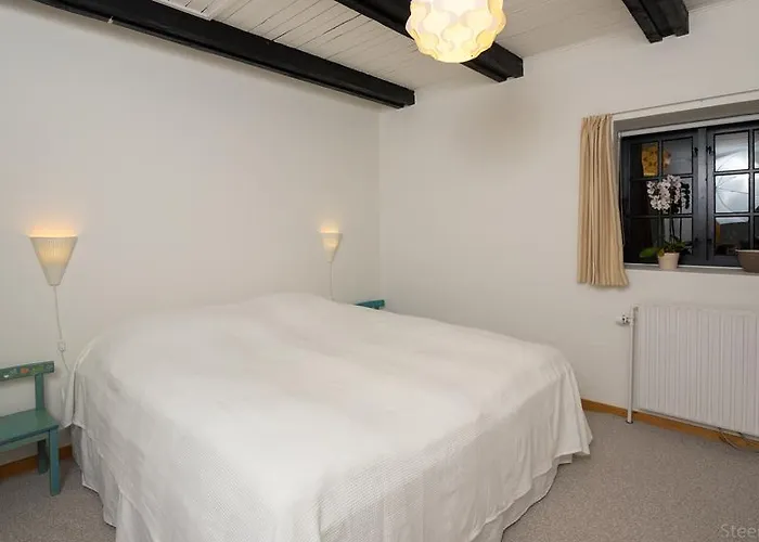 Dastrup Bed & Breakfast 2*